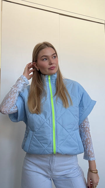 Vestje Jade
